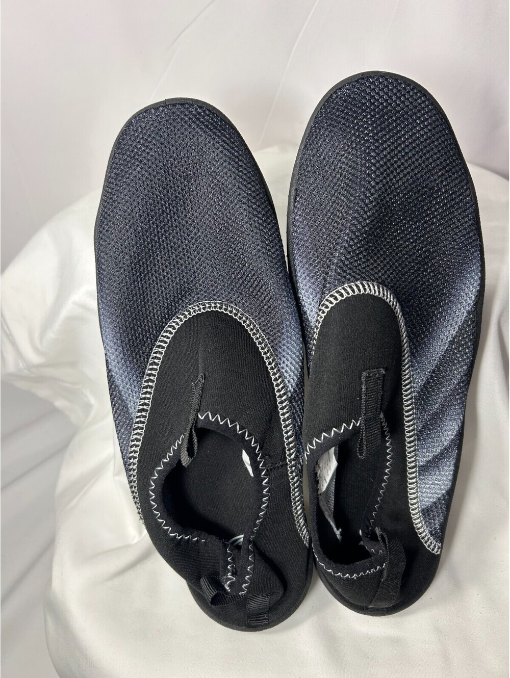 Athletic Works Women's Flat Water Shoes Black Mesh Slip On Aqua Socks Size 9